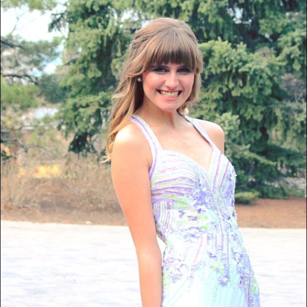 Mon Cheri Paris prom dress size 2